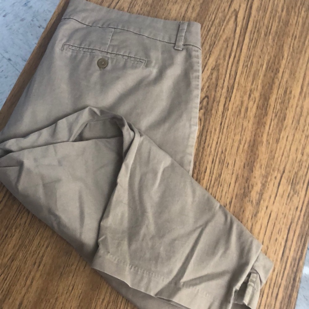 Khaki capris